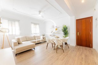 Piso en venta en La Llum en Valencia