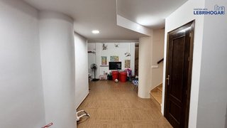 Casa adosada en venta en Lebrija