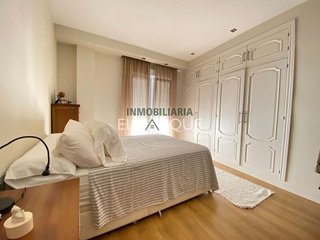 Casa pareada en venta en Ubrique