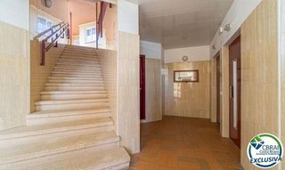 Piso en venta en Salatar en Roses