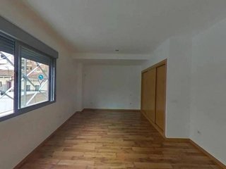 Piso en venta en Numancia en Madrid