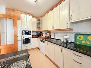 Casa adosada en venta en Torrecastillo en Seseña