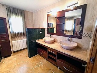 Chalet en venta en Novelda