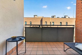 Piso en venta en Les Arenes - La Grípia  Can Montllor en Terrassa