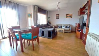 Piso en venta en Les Arenes - La Grípia  Can Montllor en Terrassa