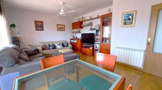Piso en venta en Les Arenes - La Grípia  Can Montllor en Terrassa