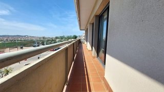Piso en venta en Les Arenes - La Grípia  Can Montllor en Terrassa