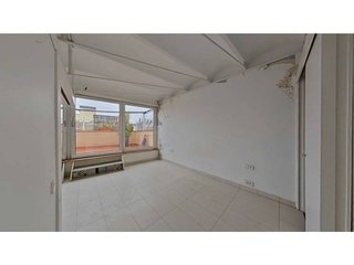 Piso en venta en El Raval en Barcelona