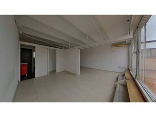 Piso en venta en El Raval en Barcelona