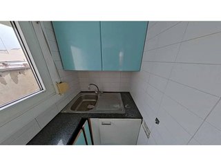Piso en venta en El Raval en Barcelona