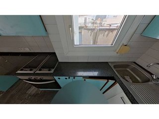 Piso en venta en El Raval en Barcelona