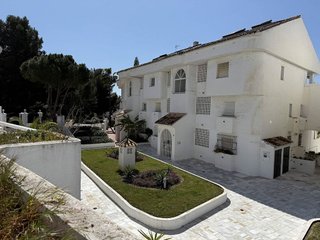 Piso en venta en Nueva Andalucía centro en Marbella