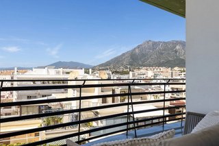 Piso en venta en Playa Bajadilla - Puertos en Marbella