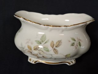 Servizio da tè Royal Albert serie “Haworth”