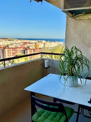 Piso en venta en Los Jardines de Marbella - La Ermita en Marbella