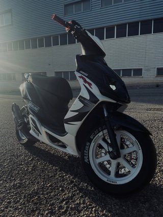 Yamaha Jog RR Scooter