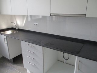 Piso en venta en Pradolongo en Madrid