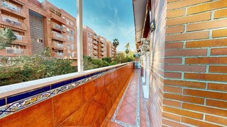 Piso en venta en Palacio de Congresos - Urbadiez - Entrepuentes en Sevilla