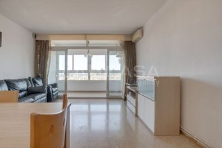 Piso en venta en La Verneda i la Pau en Barcelona