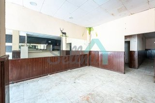 Local comercial en alquiler en Milán - Pumarín - Teatinos en Oviedo