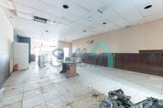 Local comercial en alquiler en Milán - Pumarín - Teatinos en Oviedo