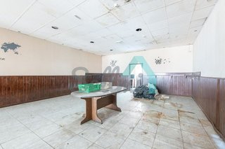 Local comercial en alquiler en Milán - Pumarín - Teatinos en Oviedo