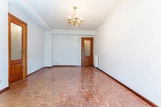 Piso en venta en La Maternitat i Sant Ramon en Barcelona