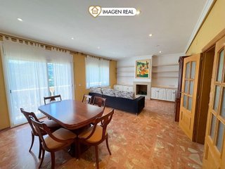 Chalet en venta en Vallirana