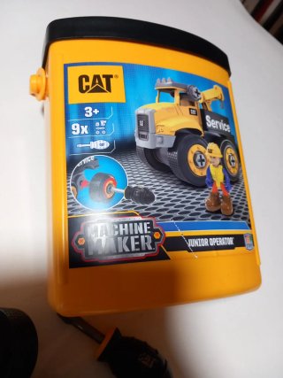 Camión CAT para Montar