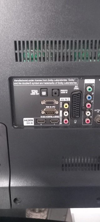 Televisor LG 32 pulgadas más TV OKI 14 pulgadas