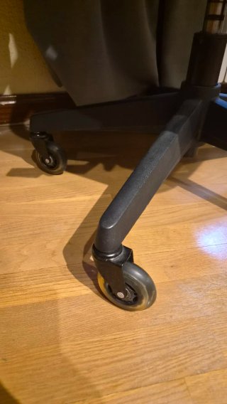 Silla ergonómica de oficina gris