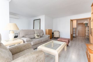Piso en venta en Nueva Andalucía centro en Marbella