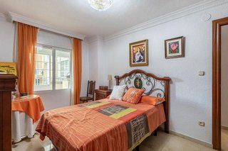 Piso en venta en Pajaritos - Plaza de Toros en Granada