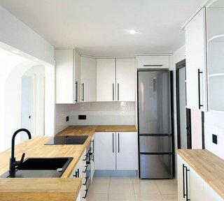 Ático en venta en Puerto de la Duquesa en Manilva