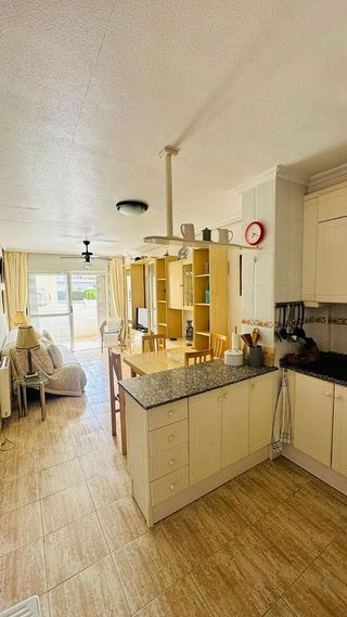 Piso en venta en La Siesta - El Salado - Torreta en Torrevieja