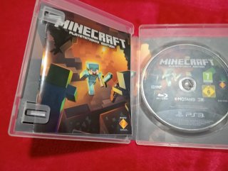Console PS3 con 2 controller e 5 giochi