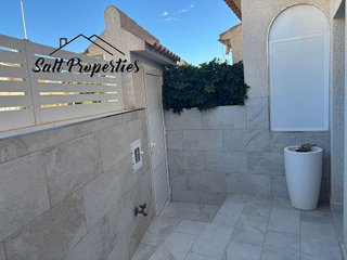 Casa adosada en venta en Playa de los Locos en Torrevieja