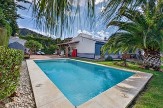 Chalet en venta en Manantiales - Lagar - Cortijo en Alhaurín de la Torre