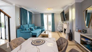Casa pareada en venta en Los Naranjos - Las Brisas en Marbella