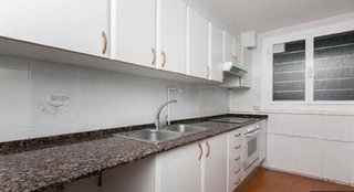 Piso en venta en Badia del Vallès