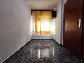 Piso en venta en Les Planes en Hospitalet de Llobregat, L´