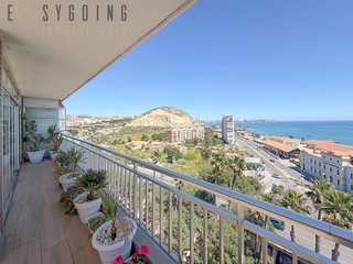 Ático en venta en Vistahermosa en Alicante