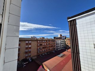 Piso en venta en El Llano en Gijón