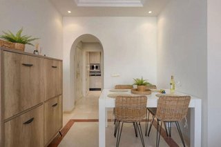 Piso en venta en Elviria en Marbella