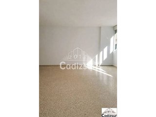 Piso en venta en La Paz - Segunda Aguada - Loreto en Cádiz