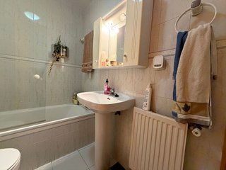 Casa pareada en venta en Velilla de San Antonio