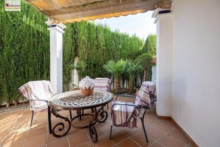 Chalet en venta en Crta. De la Sierra en Granada