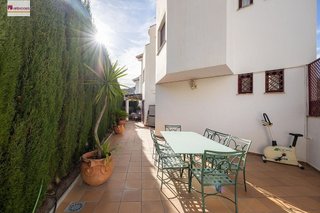 Chalet en venta en Crta. De la Sierra en Granada