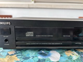 Reproductor CD Philips CD 582 com mando