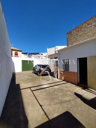 Chalet en venta en Guillena